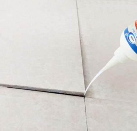 龙沙瓷砖空鼓维修公司分享卫生间瓷砖脱落的原因可能有以下几点